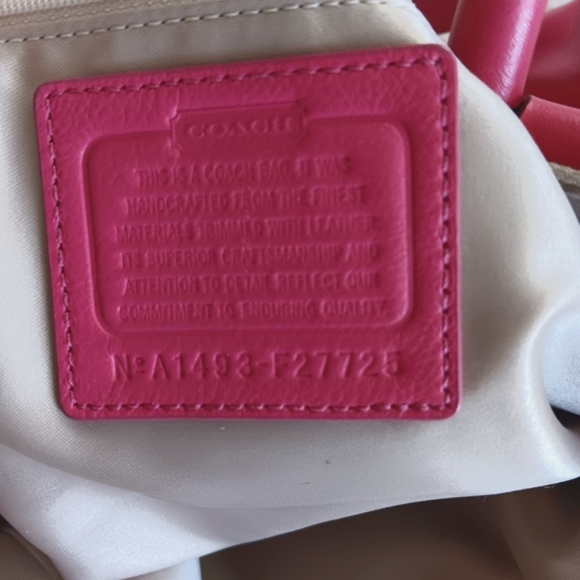 COACH SHOULDER BAG -  AZALEA PINK LEATHER W LOGO MATERIAL IN LIGHT BEIGE - Picture 5 of 11